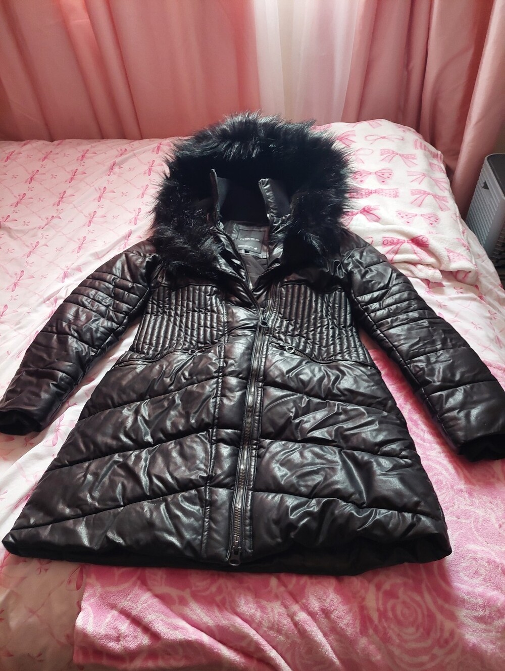 Black Quilted FAUX Leather & Faux-Fur Trim Women's Winter Coat Size L NOIZE